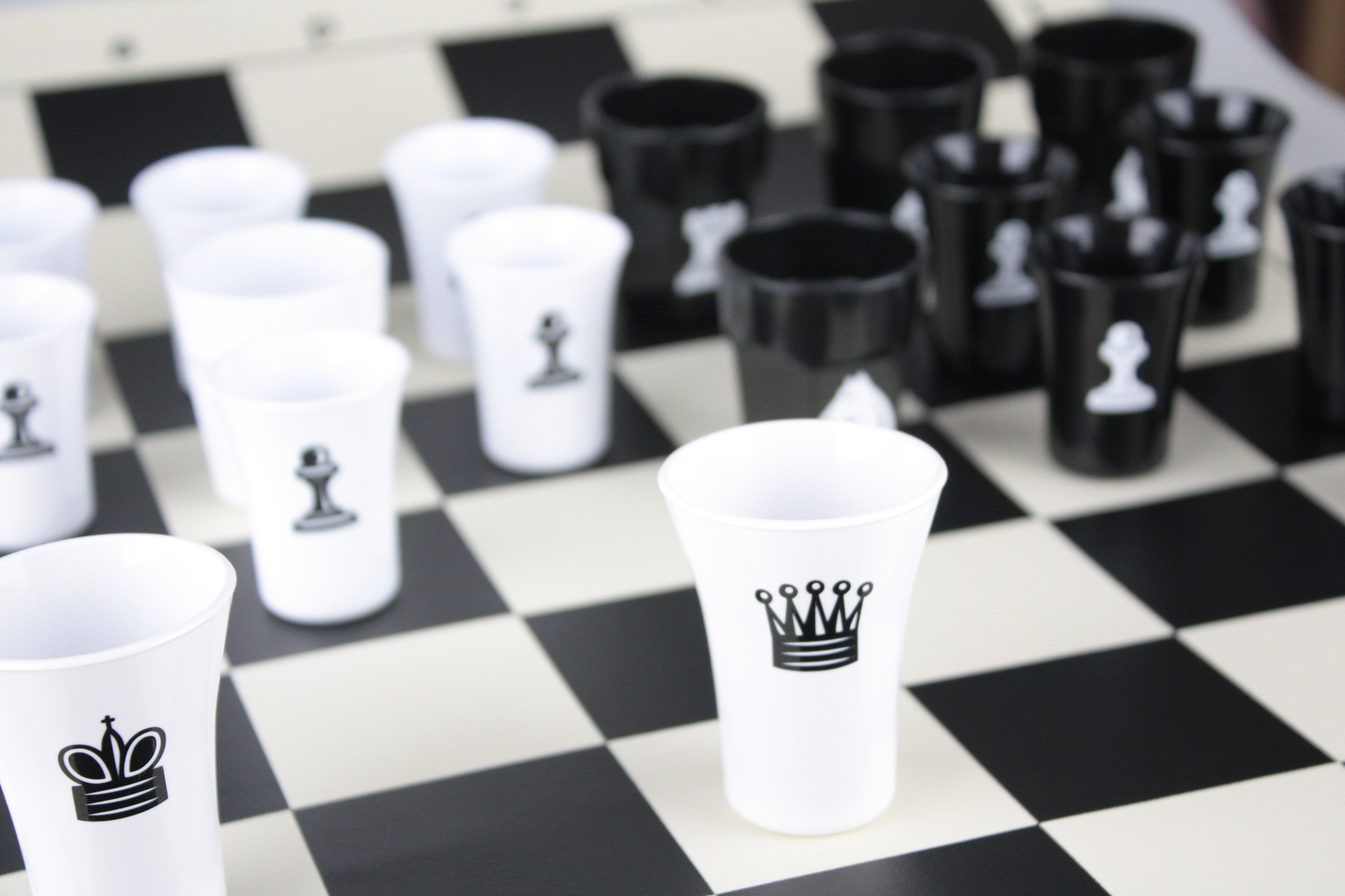 Jogo de Xadrez MPDrink em Polipropileno