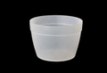 Balde de gelo redondo em polipropileno, transparente e resistente, ideal para servir bebidas.